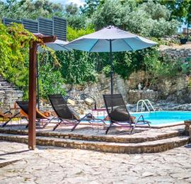 3 bedroom villa with pool near Pula, sleeps 6